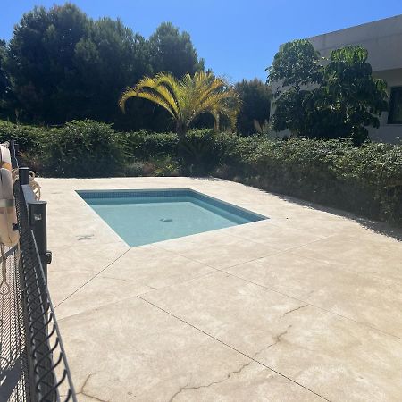 Cg7 Casares Green Exterior photo